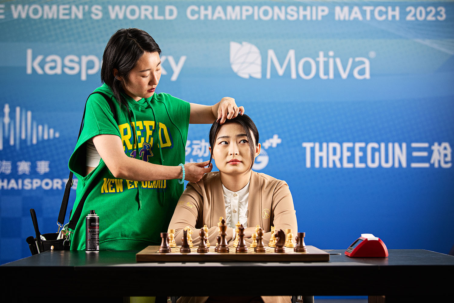 Stev_Bonhage_FIDE_Female_World_Championship_Match_Promo_Day_010723_Shanghai_Ju_Wenjun_DSC_6859
